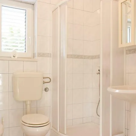Mery 2 Apartment Premantura